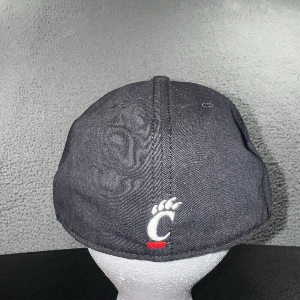 University Of‎ Cincinnati Bearcats Hat Men Medium Fitted Baseball Cap